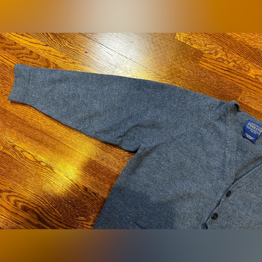 Pendleton Sweater - image 5